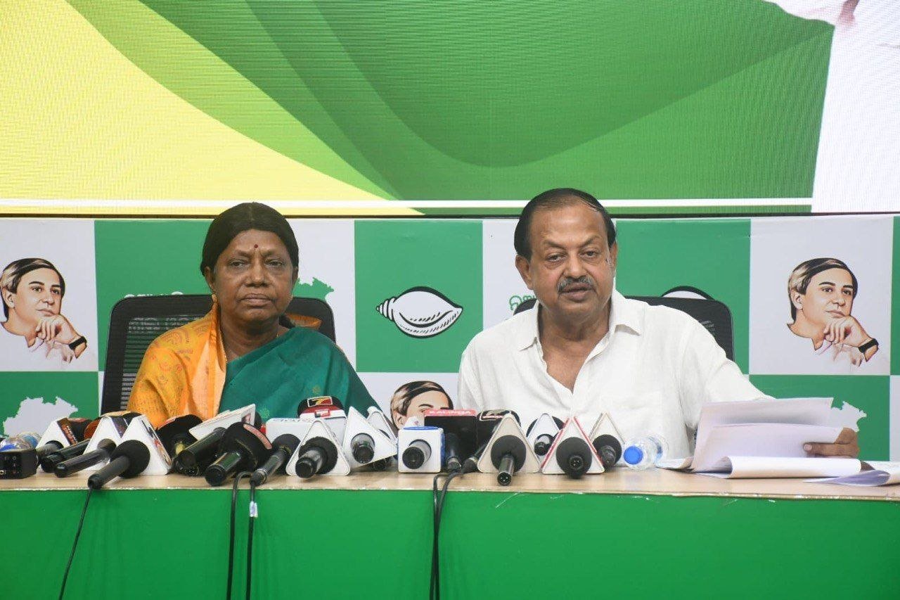 BJD Demands Unconditional Apology from Nishikant Dubey over Insulting Remarks on Biju Patnaik BJD Demands Unconditional Apology from Nishikant Dubey over Insulting Remarks on Biju Patnaik